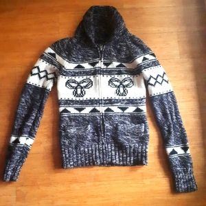 Aritzia TNA 100% lambswool zip up